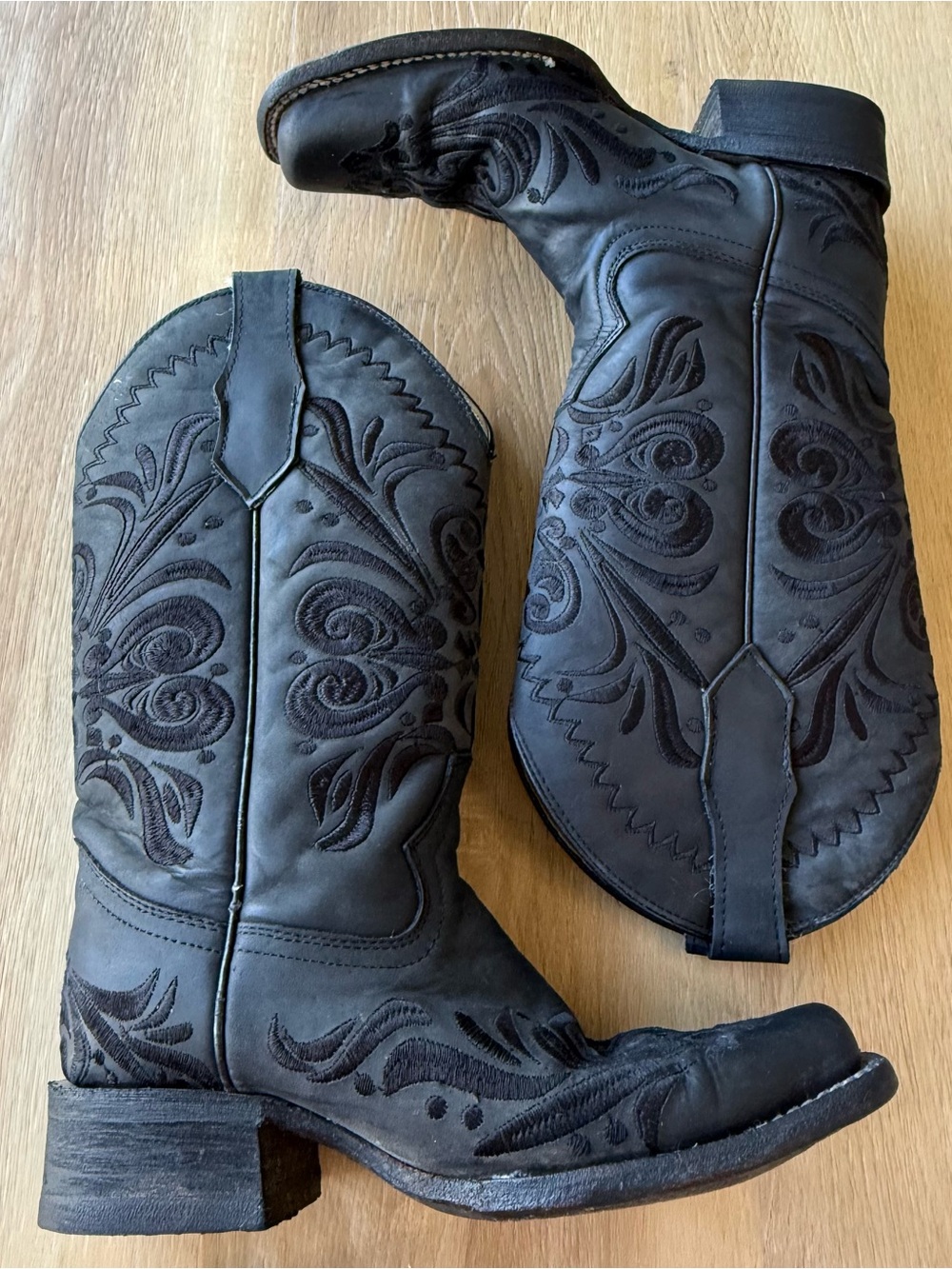 Circle G Leather Cowboy Boots SZ6 Embroidered Western square toe mid caft